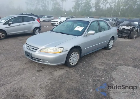 2002 Honda Accord Lx z USA, uszkodzony, nr VIN 1HGCG56462A162276